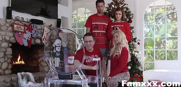  Step-Sis fucked me during family cristmas pictures| Famxxx.com